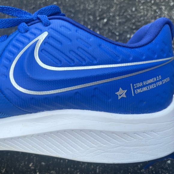 Nike Star Runner Sneakers- Size 5.5 Youth - Picture 4 of 7